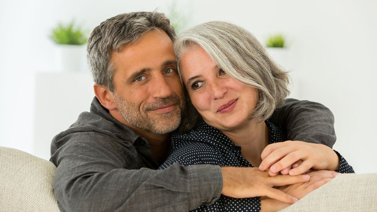 Beleza Natural e Vitalidade: O Poder de Envelhecer Bem — Por Dentro e Por Fora