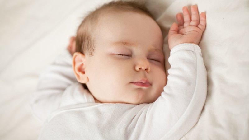 Dicas de Sono do Bebê: Guia Completo para Construir Rotinas Saudáveis com Ciência, Acolhimento e Fé
