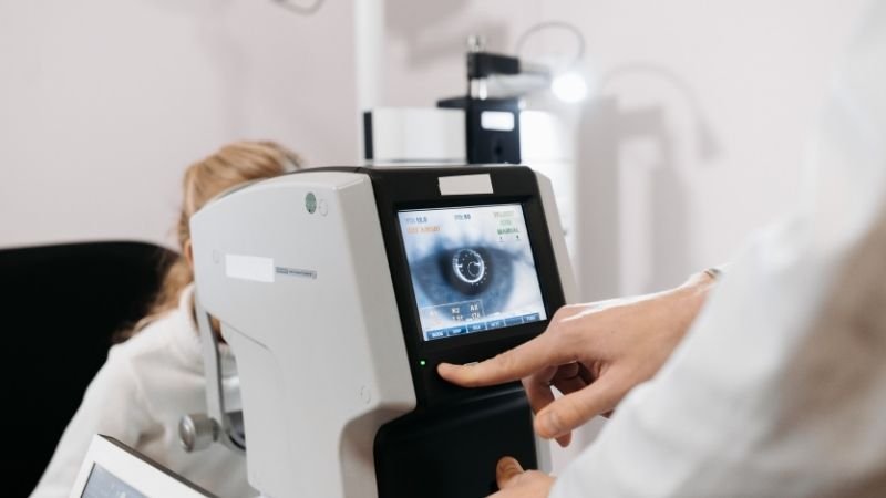 Conjuntivite Passa Sozinha? Quando é Preciso Tratamento