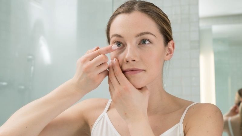 👁️👓 Infecção Ocular em Quem Usa Lentes de Contato: Riscos e Cuidados Essenciais