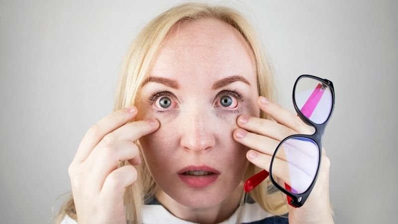 🔴 Olhos Vermelhos: Quando é Simples Irritação e Quando é Grave