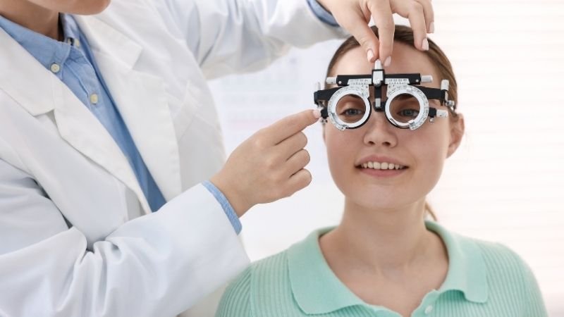 👁️ Miopia Alta: Riscos e Complicações Que Você Precisa Conhecer